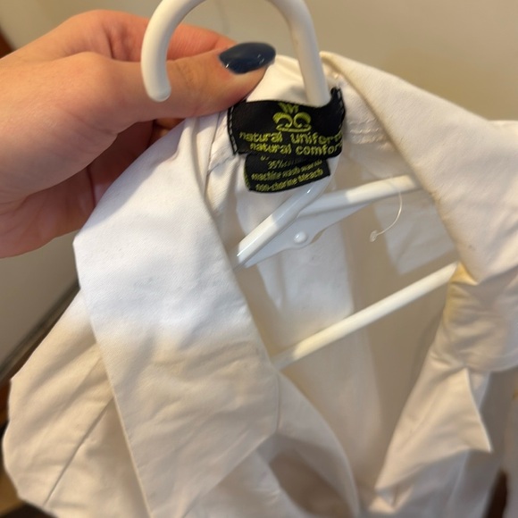 Men's White Coat - Picture 2 of 3